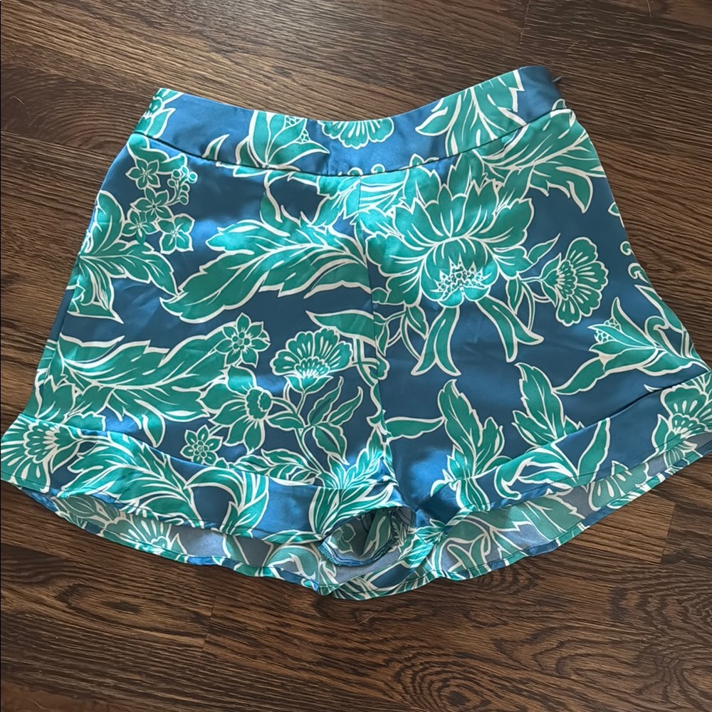 Floral Blue Women's Shorts